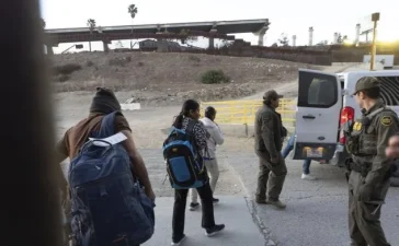 ONU: EEUU cometió "cascada de violaciones" de derechos al expulsar a migrantes a terceros países