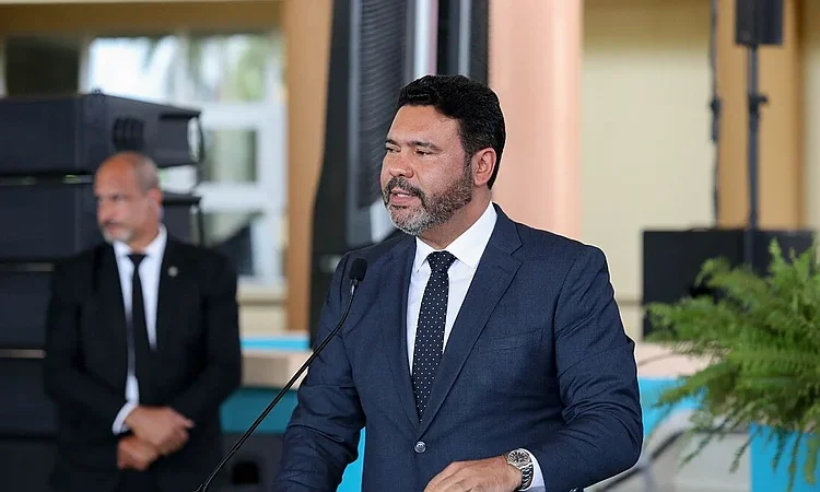 Senador propone extender entrada en vigencia de la responsabilidad penal empresarial en Código Penal