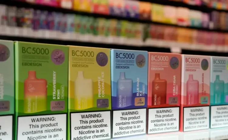 California prohibirá la venta de cigarrillos electrónicos desechables a partir de 2028