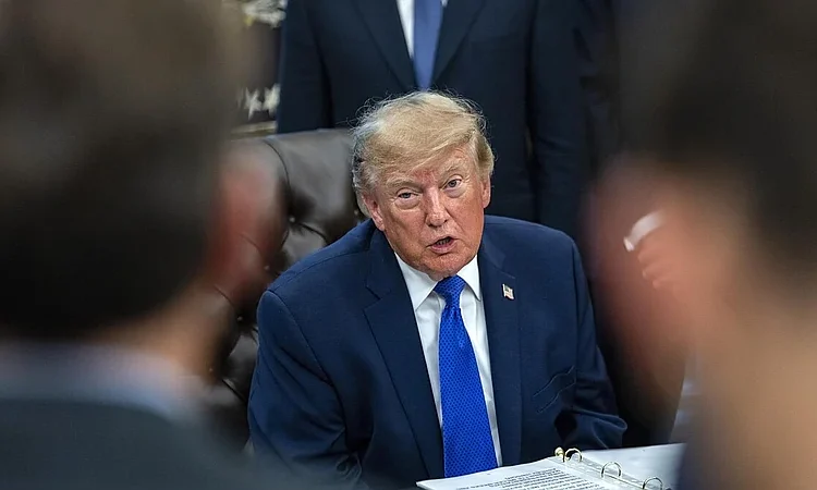 Trump y los magnates de la IA: cumbre en la Casa Blanca define el futuro de la tecnología