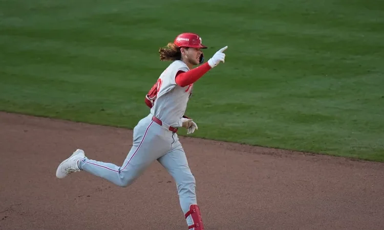 Boom y Harper lideran remontada de Phillies sobre Braves en un duelo de postemporada que define tendencia
