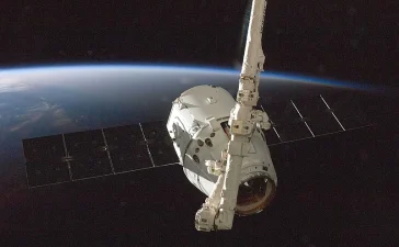 Emisiones de gases de efecto invernadero reducirán drásticamente los satélites en órbita para 2100