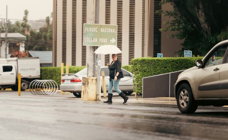 Indomet pronostica lluvias significativas para este jueves y el COE amplía alerta verde a 22 demarcaciones