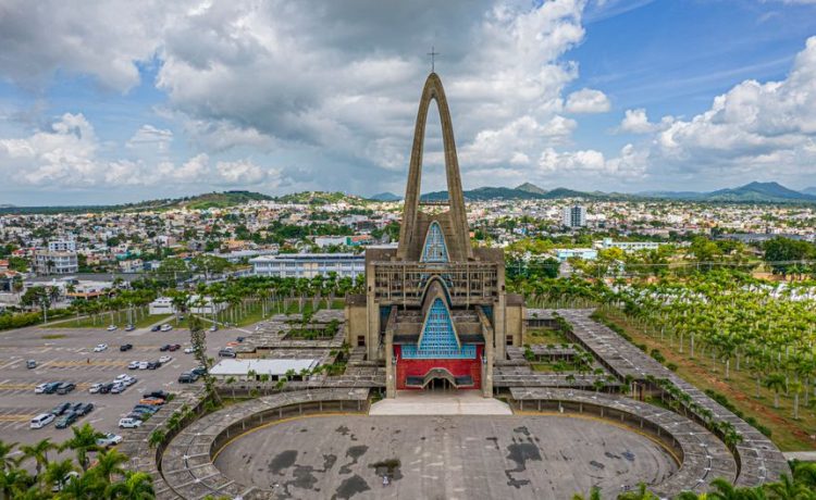 República Dominicana consolida su liderazgo regional en turismo religioso con congreso internacional