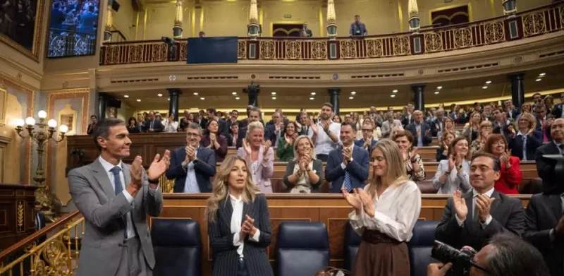 Derrota parlamentaria en España: Sánchez evalúa adelanto electoral tras rechazo a ley de vivienda