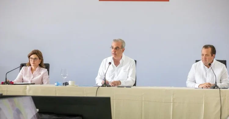 Abinader lidera Consejo de Ministros en Ocoa y resalta reducción de pobreza e inversión histórica