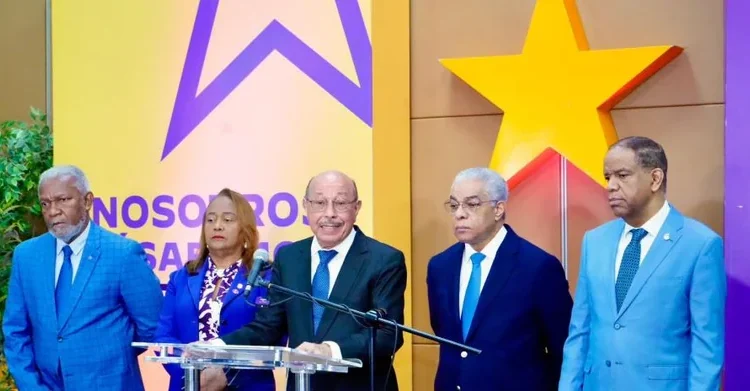PLE alerta sobre deterioro fiscal: déficit sube a 3.4% del PIB y 26% del presupuesto iría a intereses