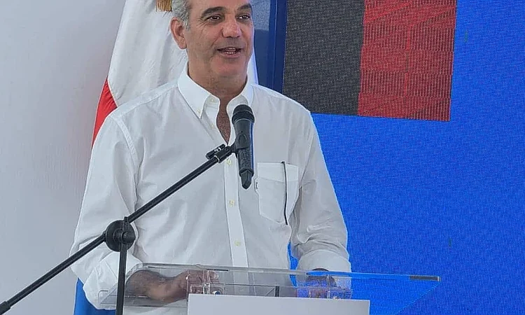 Abinader ordena traslado de Operaciones Especiales para construir parque en Santo Domingo Oeste
