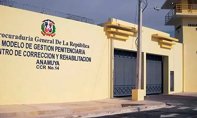 Justicia dominicana dicta prisión preventiva en caso de fraude financiero con ramificaciones internacionales