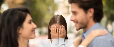 Psicóloga Ana Simó: cómo gestionar la presencia de la nueva pareja del ex en actos familiares