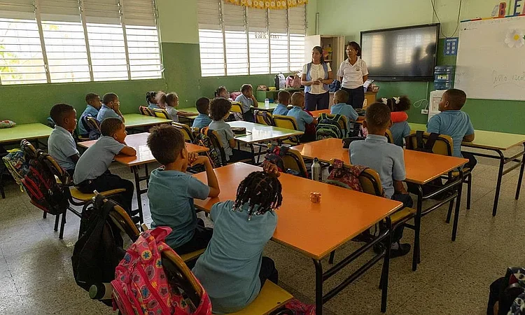 Educa plantea giro en evaluación docente: medir aprendizaje estudiantil y horas reales de clase