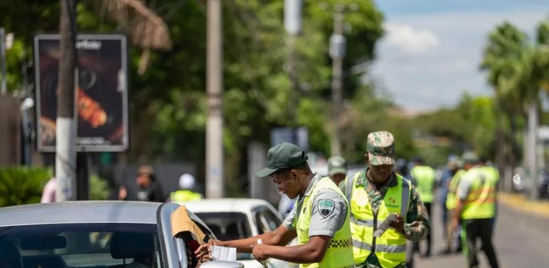 Autoridades intensifican fiscalización del transporte irregular en el Distrito Nacional