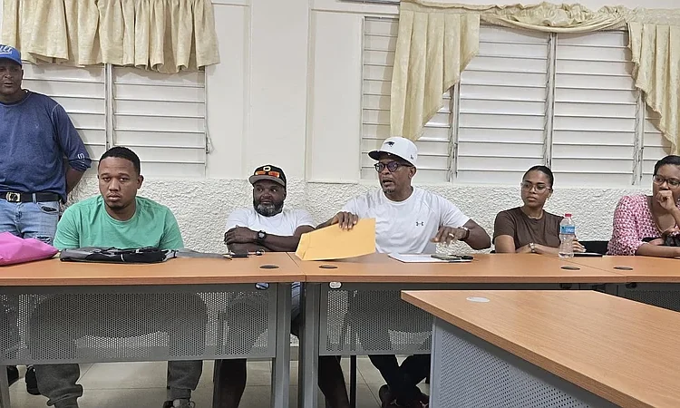 Obras del INAPA en Boca Chica generan alerta económica entre comerciantes del malecón de Andrés
