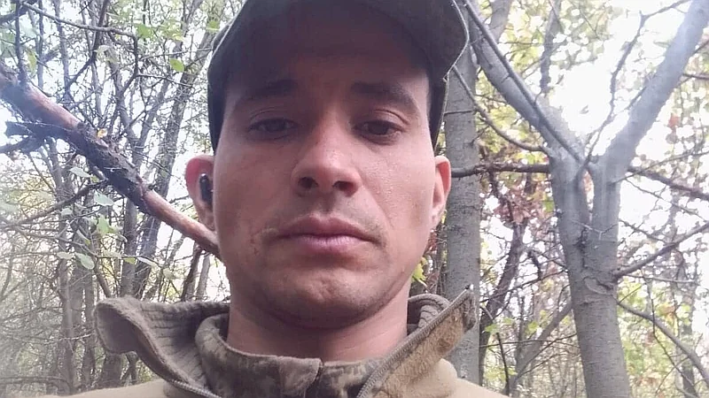 Dominicano engañado con oferta laboral en Canadá termina en el ejército ruso, según denuncia familiar