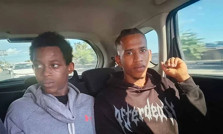Denuncian que destacamento policial de Los Frailes rechazó recibir a dos jóvenes pese a videos y denuncias