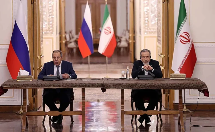 La diplomacia energética de Putin: Rusia media en Oriente Medio mientras negocia con Trump y desafía a Europa