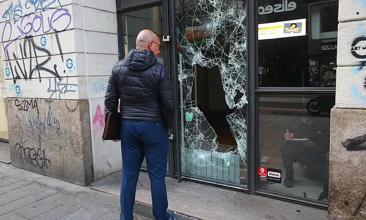 Italia endurece su Código Penal tras disturbios: 500 militares a Milán y cárcel para manifestantes violentos