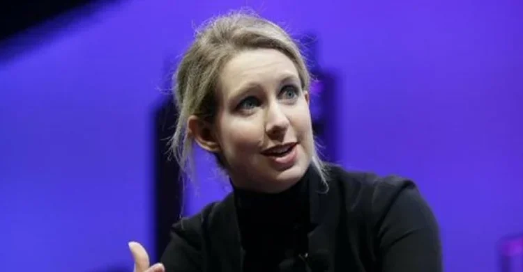 El documental de Elizabeth Holmes triunfa en taquilla y apunta al Óscar