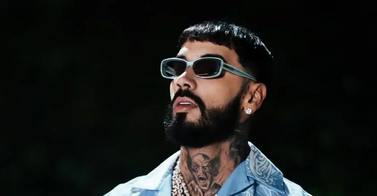 Anuel AA sorprende con álbum de corridos dedicado a México