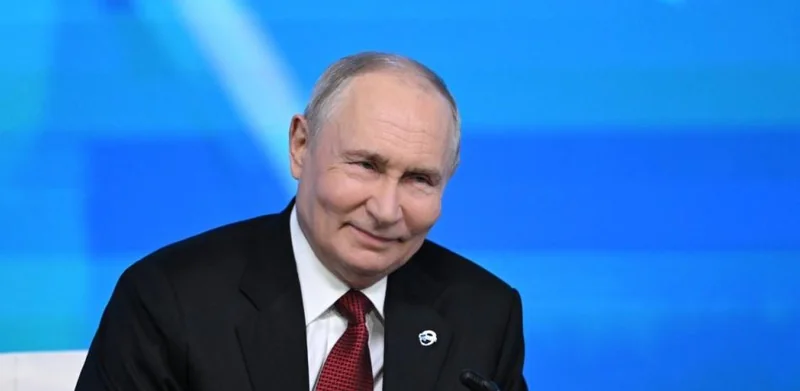 Kremlin anuncia disposición de Putin a reanudar diálogo de paz con Ucrania en noviembre
