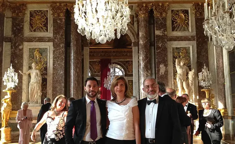 Abinader anuncia muerte de Cosette Bonnelly y solidariza con Persio Maldonado