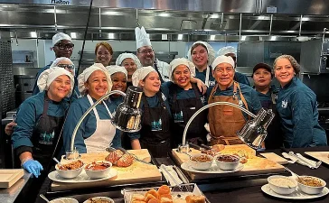 Nueva York impulsa formación gratuita para trabajadores de la hospitalidad con centro culinario en Queens