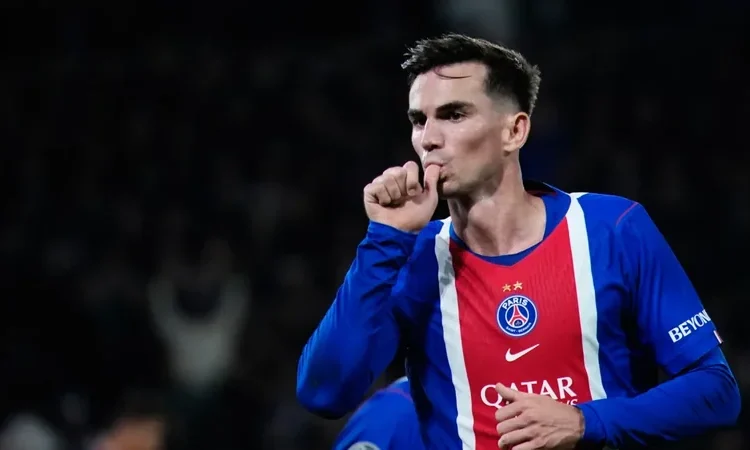 PSG corta la racha del Barcelona y se afianza como líder invicto de la Champions
