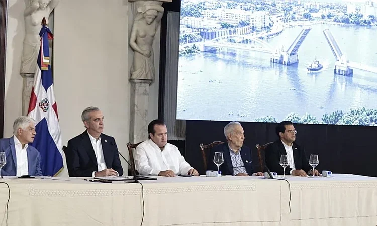 Abinader supervisa avance de obras financiadas por Aerodom por US$480 millones