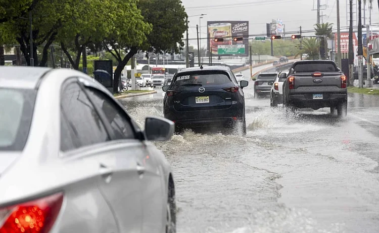 Modelos meteorológicos anticipan lluvias históricas: más de 200 mm en República Dominicana