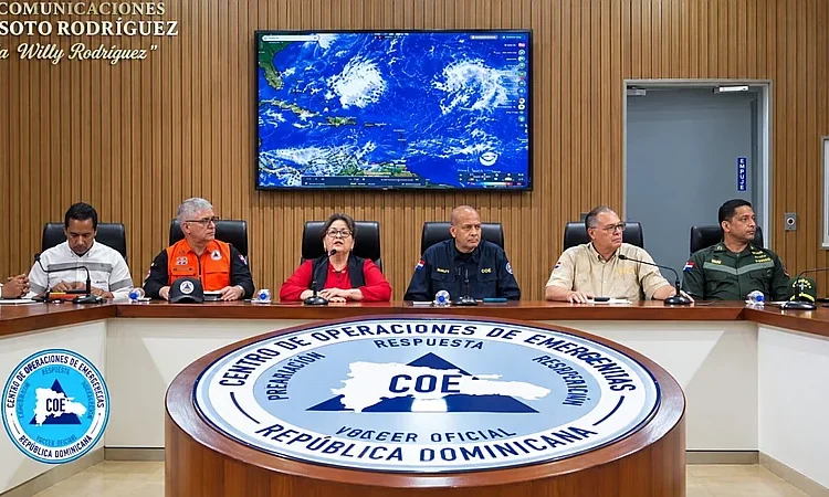 COE amplía alerta verde a 22 provincias y el Distrito Nacional por vaguadas