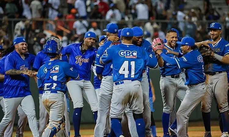 Hazaña histórica: Licey combina siete brazos para juego sin hit ante Toros