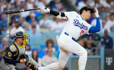 Ohtani evita el quirófano: los Dodgers confían en su regreso como bateador y lanzador