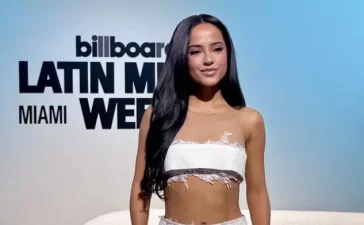 Becky G reivindica el espanglish y el activismo latino en su nuevo disco