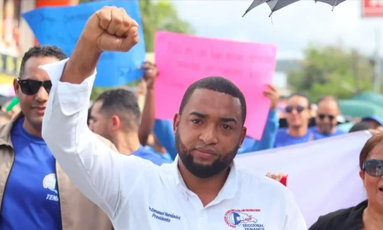 ADV radicaliza protestas en Tenares: paro de brazos caídos y suspensión de actividades del MINERD