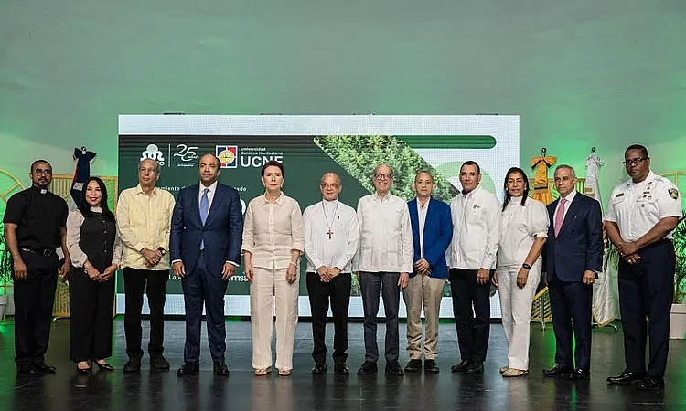 Sur Futuro y UCNE forman periodistas para comunicar la urgencia climática