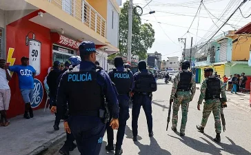 Indignación nacional por muerte de mellizos de 16 años en operativo policial en Santo Domingo Este
