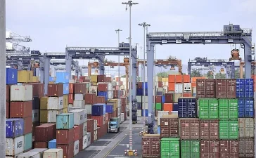 Incertidumbre global frena a América Latina: Cepal recorta crecimiento a 2 % para 2026