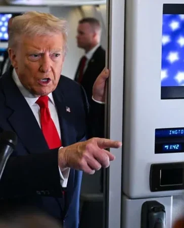 Trump intensifica su ofensiva contra la prensa: nuevo veto a reportero en Air Force One