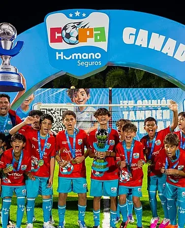 Copa Intercolegial Humano Seguros corona a Saint Michael’S y American School en torneo U13
