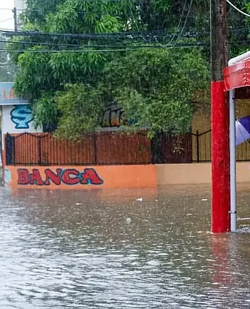 Vaguada mantiene bajo lluvias y tormentas eléctricas a República Dominicana este viernes y el fin de semana