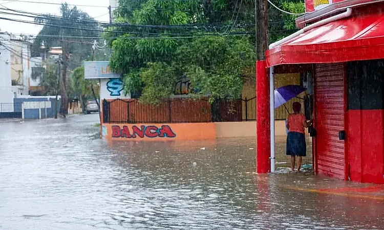 Vaguada mantiene bajo lluvias y tormentas eléctricas a República Dominicana este viernes y el fin de semana