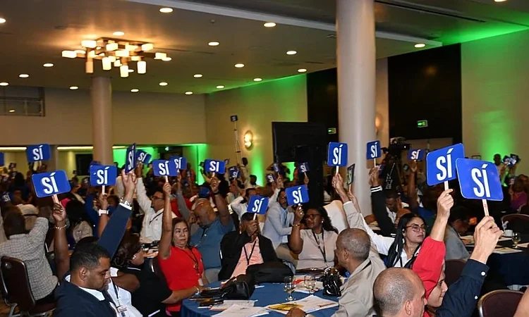 ADV reforma estatutos y refuerza disciplina interna en congreso extraordinario
