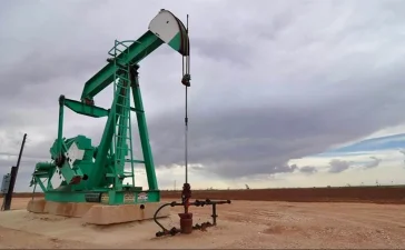 Petróleo Brent se dispara a 116.72 dólares, su nivel más alto desde abril, por escalada en Oriente Medio