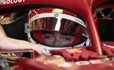 Ferrari asoma la cabeza en Austin: Leclerc manda en los Libres 1 y la F1 se aprieta