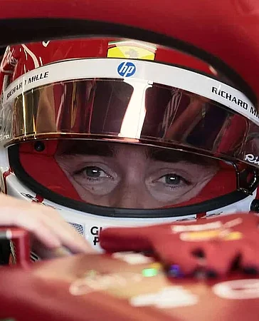 Ferrari asoma la cabeza en Austin: Leclerc manda en los Libres 1 y la F1 se aprieta