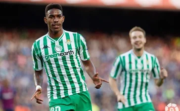 La lesión de Firpo que enciende las alarmas en el Betis y en la selección dominicana