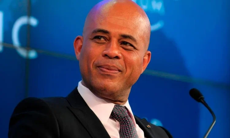 Martelly desafía sanciones internacionales y se lanza a la presidencia de Haití