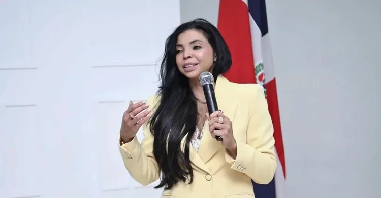 Reynoso plantea repensar la crianza familiar para combatir la violencia en República Dominicana