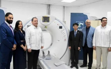 Japón fortalece salud dominicana con cuarto tomógrafo entregado al Darío Contreras