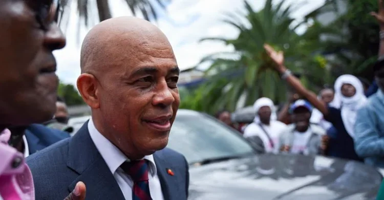 Haití: Martelly desafía sanciones internacionales y se postula a la presidencia